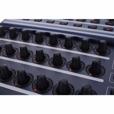 BCR2000 USB Midi Kontrol Aleti