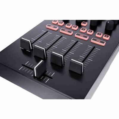 CMD MM-1 Profesyonel 4 Kanallı Dj Mikser