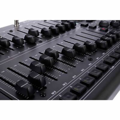 LC2412 24 Kanal Profesyonel Işık Masası