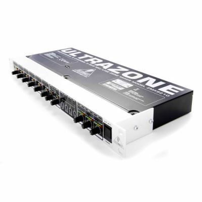 Ultrazone ZMX8210 V2 8 Kanal Uzaktan Kumandalı Rack Tipi Zone Mikser