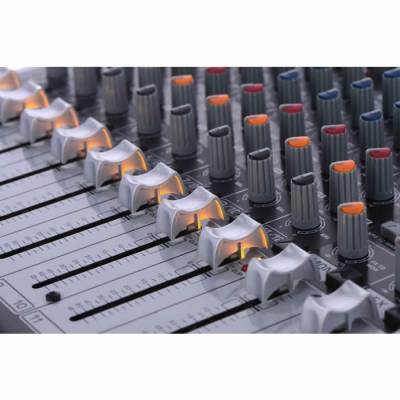 Xenyx QX1222USB 16 Kanallı USB Deck Mikser - 7