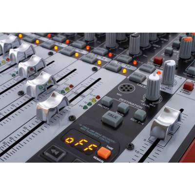 Xenyx UFX1604 16 Kanal Deck Mikser