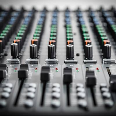 Rcf E24 24 Kanal Efektli Profesyonel Deck Mikser - 6